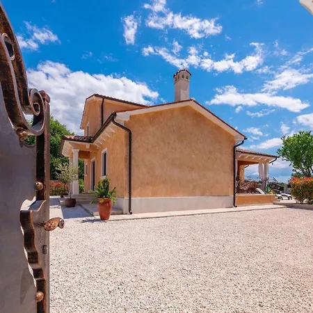 Holiday home Rotonda Porec