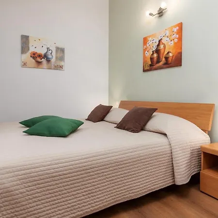 Semesterbostad Rotonda